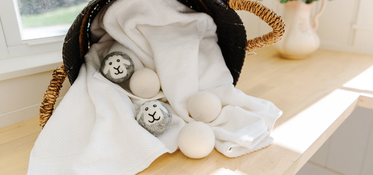 Laundry Love Wool Dryer Ball Set & Blend - Saje Natural Wellness